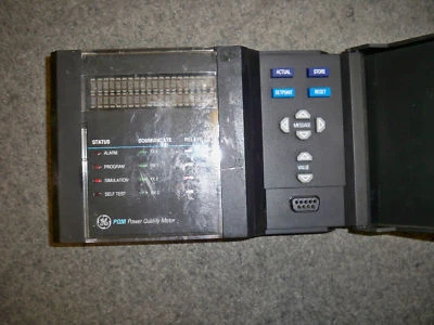 Unidad de visualización GE PQM Foto 1 de 2