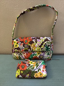 Borsa a tracolla Vera Bradley Outlet con patta e cerniera da polso caffè giardino usata in ottime condizioni - Foto 1 di 6