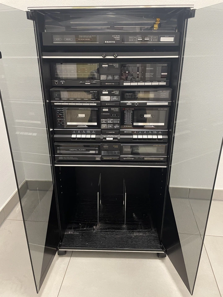 Sanyo Musikanlage  - Bild 1 von 1