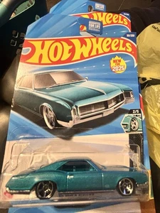 Hot Wheels 2025 '66 Buick Riviera #050 Black - Picture 1 of 2