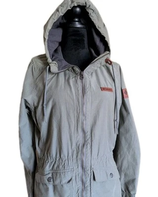 Chaqueta con cordón verde con capucha talla M Columbia Mighty Lite para mujer cremallera completa usada en excelente estado Foto 1 de 4