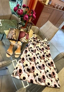 Marc Cain : Exklusives extravagantes Etui-Kleid mit Blumenmuster, Gr. N5 / 42 - Bild 1 von 10