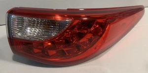Luz trasera Infiniti JX35 QX60 2013 2014 2015 cuarto derecho OEM - Imagen 1 de 15