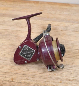 Vtg Shakespeare 2062 Spinning Fishing Reel - Picture 1 of 12