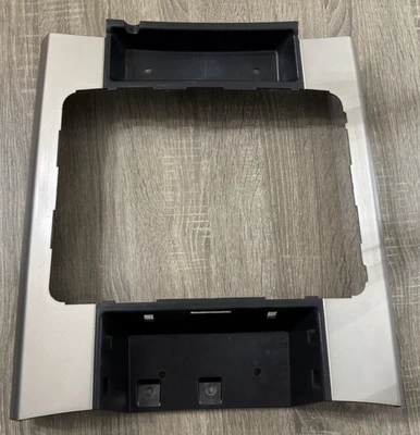 13-18 DODGE RAM 1500 2500 3500 PISO CONSOLA CENTRAL PALANCA DE CAMBIOS BISEL ENVOLVENTE Foto 1 de 4