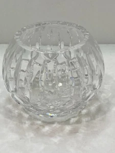 Jarrón de vidrio cortado con cuenco acanalado redondo 24 % cristal plomo hecho en Polonia - Imagen 1 de 4