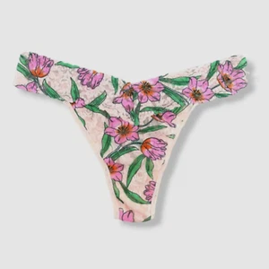 $25 Hanky Panky Women's Pink Floral Printed Original Rise Thong Size OS(2-12) - Picture 1 of 4