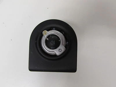 Mclaren MP4-12C, Headlamp/Headlight Switch, Used, P/N 11M1259CP.01 Foto 1 de 4