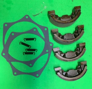 Aftermarket brake shoe kit for John Deere model 850 tractors M805898 CH10977 - Picture 1 of 3