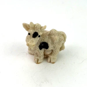 Vintage Miniatur Resin Kuh Figur - Bild 1 von 5