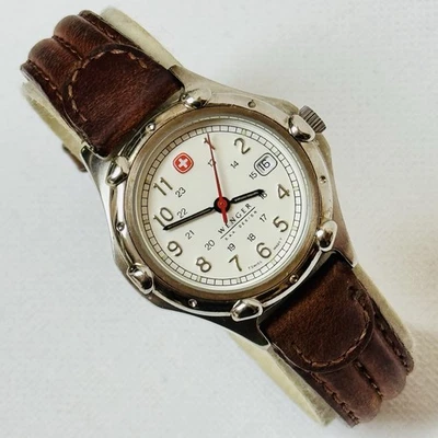 Wenger S.A.K. Reloj suizo para mujer Field Date cuero marrón plateado 093.0690 Foto 1 de 4