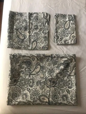 FUNDA NÓRDICA DOBLE Y FUNDA DE ALMOHADA IKEA RODGERSIA GRIS/BLANCO + FUNDA EXTRA 26"X26"P Foto 1 de 4