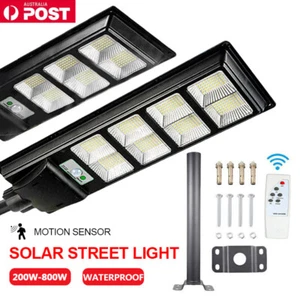 600/800W LED Solar Street Light Cool White Sensor Waterproof Garden Flood Light - Picture 1 of 14