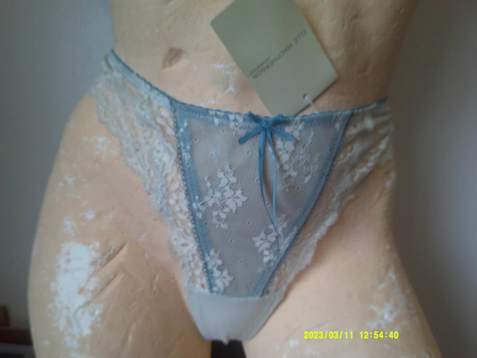 Small - New Elle Macpherson Intimates Ladies 'Dentelle' Thong Mint Small - Image 1 of 1