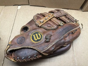 Vintage WILSON The A2000-XLC Dual Hinge Nylon Stitched RHT Baseball Glove - USA - Picture 1 of 13
