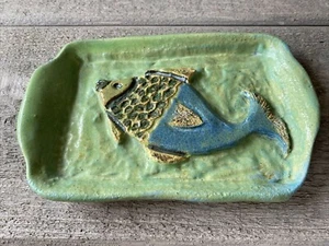 B. Moore Ceramics Studio Pottery Fish Trinket Soap Dish - Picture 1 of 4