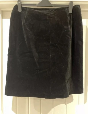 M&S St Michael Skirt Black Velvet Pencil Lined Size 16-18 Uk 24” Length Vintage - Image 1 of 4