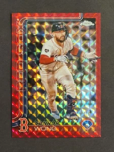 2025 Topps Chrome Connor Wong Red Geometric Refractor #/5 Boston Red Sox - Picture 1 of 3
