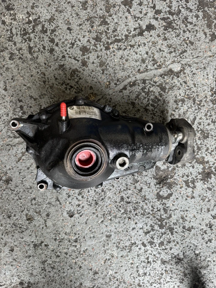 2003-2006 BMW X5 3.0 Front Differential Carrier 4.10 Ratio 31507523044 OEM Used - Image 1 of 3