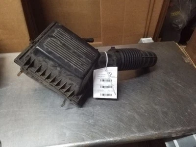 Air Cleaner Fits 93-98 GRAND CHEROKEE 192019 - Image 1 of 4