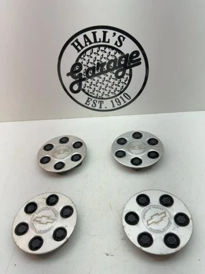SET OF 4 8' CHEVY SILVERADO WHEEL CENTER CAPS Foto 1 de 4