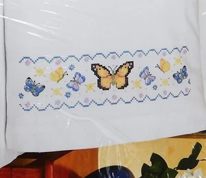 New Janlynn Butterflies Blue Yellow Stamped Embroidery + Floss Pillowcases 021-0 - Picture 1 of 3