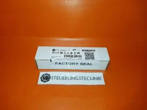 Allen Bradley Output Block, ArmorBlock CAT 1732E-OB8M8SR / *Ser: A - FW: 1.015 - Picture 1 of 3