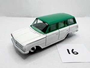 RARE DINKY TOYS # 278 VAUXHALL VICTOR AMBULANCE DIECAST WHITE/GREEN CUSTOMISED - Picture 1 of 5
