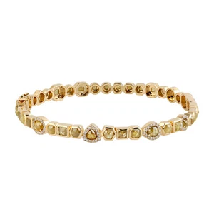 Conjunto de brazaletes brazalete brazalete de oro amarillo de 18 k con bisel de diamantes de hielo de 6,02 quilates - Imagen 1 de 5