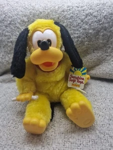 Peluche suave de pie amarillo de colección Disney PLUTO pedigrí sol - Imagen 1 de 4