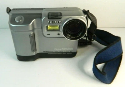 Sony Mavica MVC-FD83 Digital Camera Floppy Disk Storage - Image 1 of 4