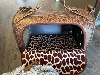 Transportador de mascotas Pet Flys aprobado por aerolínea talla Pequeño 10x9x16... Foto 1 de 4