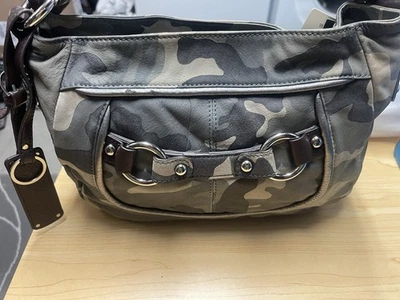 B Makowsky Camouflage Leather Crossbody Shoulder Bag Purse Smaller Sized Zips - Image 1 of 4