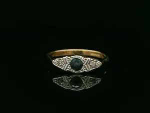 Anillo estilo Art Deco de oro amarillo de 18 quilates, zafiros y diamantes - talla P 1/2 - Imagen 1 de 12