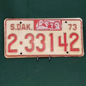 South Dakota 1970's License Plate MT. RUSHMORE STATE Unrestored 1973 #2-33142 - Picture 1 of 19