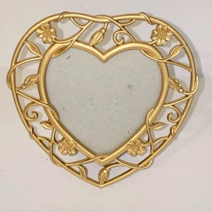 Vintage Elsa L Satin Gold Floral & Vine Heart Shaped 3.5x3.5 Photo Picture Frame - Picture 1 of 8