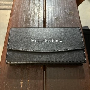 2020 Mercedes GLC Owners Manual - Complete Set 300 300e 43 63 AMG 4Matic - Picture 1 of 4