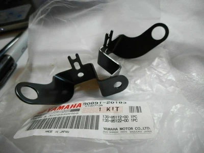 Kit de suporte refletor OEM Yamaha YZF-R6 R1 FZ MT XSR NOS 2006-2023 90891-20183 - Imagem 1 de 4