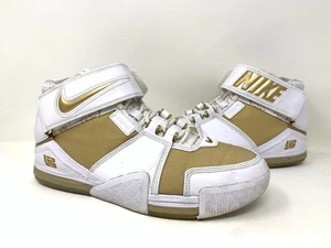 DJ4892 100 Nike Zoom Lebron 2 Retro Maccabi White Gold LeBron James US 10 Men’s - Picture 1 of 7