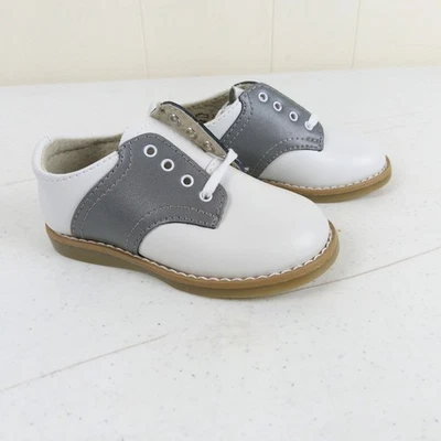 Footmates Cheer Saddle Oxford Talla 6 M/W Blanco Gris Cuero Zapatos con Cordones NUEVO Foto 1 de 4