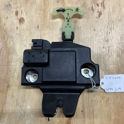 Suzuki Kizashi 2010-2013 OEM maletero pestillo tapa bloqueo liberación Foto 1 de 4