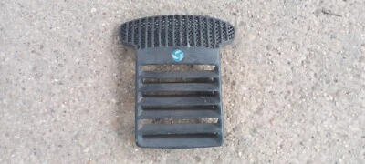 Panel de rejilla escudo Italjet fórmula 50 lc. Parrilla dañada Foto 1 de 4