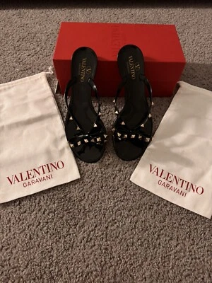 Valentino Sandalias Tanga Negro Talla 39 Totalmente Nuevas Foto 1 de 4