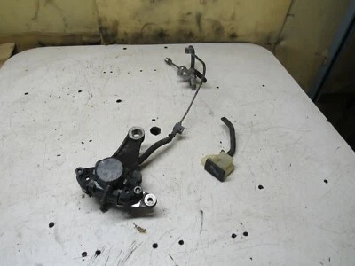 Sistema de frenos trasero Suzuki Cavalcade 1400 1986 (se adapta a 86-89) Foto 1 de 4