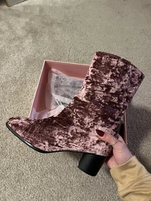 botas anthropologie intencionalmente en blanco Foto 1 de 4