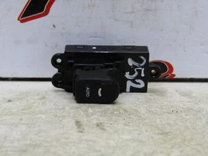 HYUNDAI I30 2009-2012 ELECTRIC WINDOW SWITCH (REAR PASSENGER SIDE) WS252 - Picture 1 of 3