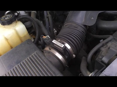 Medidor de flujo de aire de inyección de combustible usado se adapta a: Chevrolet Avalanche 1500 2006 grado A Foto 1 de 4