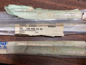 MERCEDES W126 380seg,500seg cuarto interior derecho panel moldura 1266920282 - Imagen 1 de 4