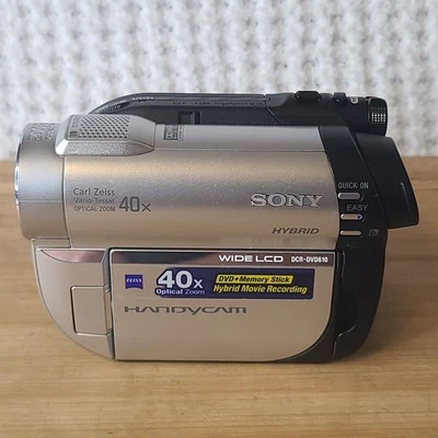 Sony Handycam DVD Camcorder DCR-DVD610 untested Very Clean NO BATTERY  - Image 1 of 4