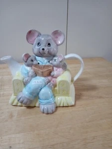 DECORATED TEAPOT WITH MOTHER AND BABY MICE ON THEIR COUCH - Picture 1 of 1